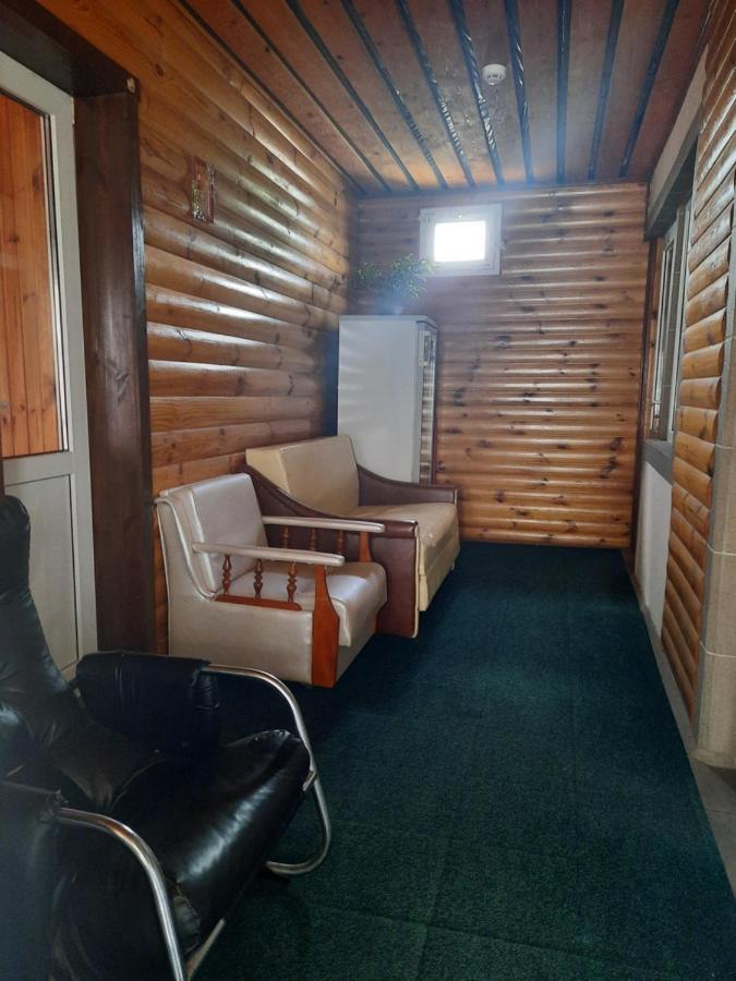 Kitech Guest House Odessa Exterior foto