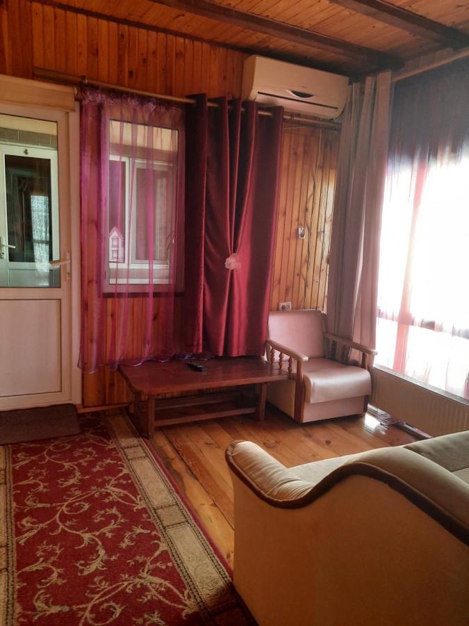 Kitech Guest House Odessa Exterior foto