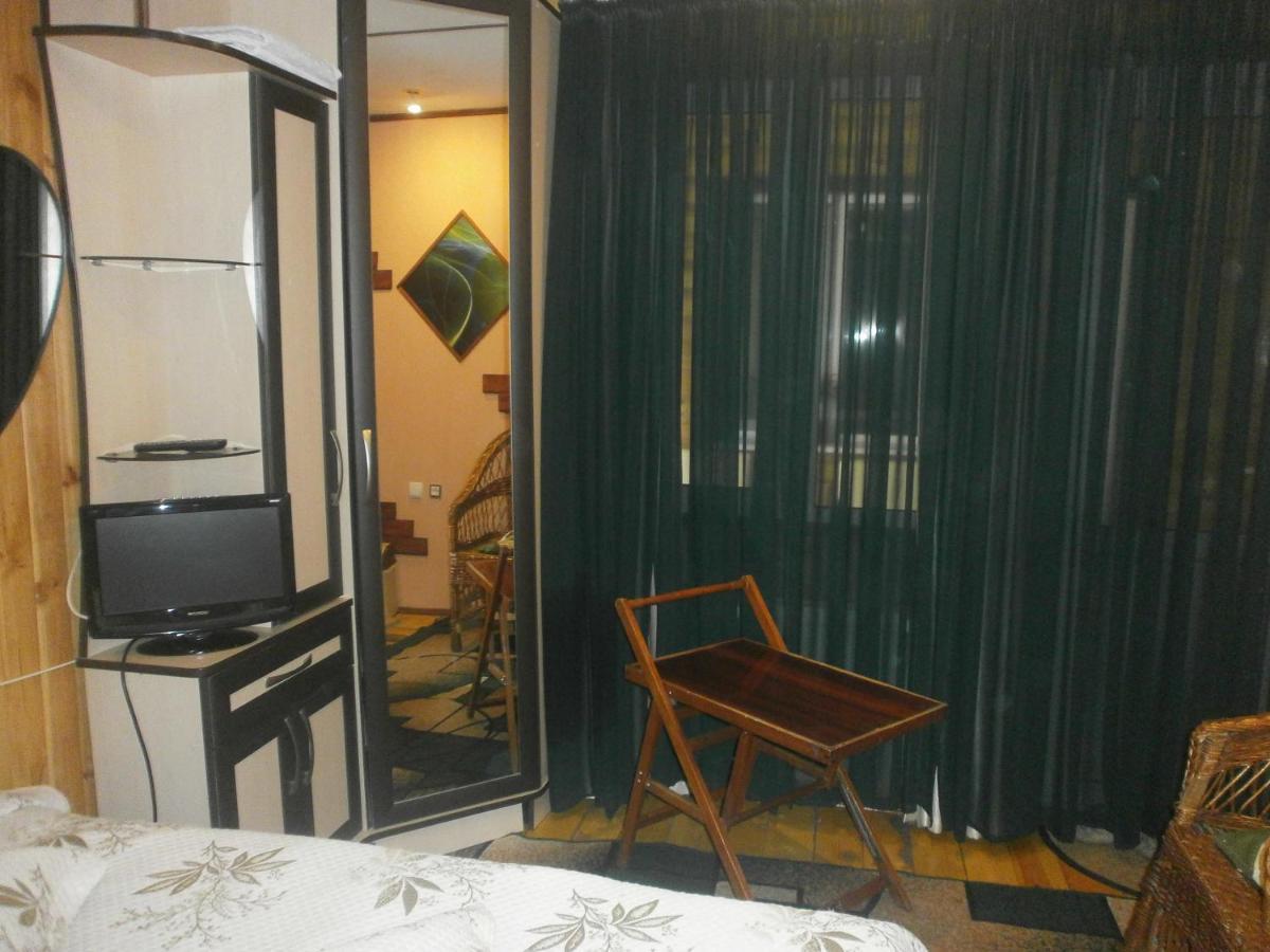 Kitech Guest House Odessa Exterior foto