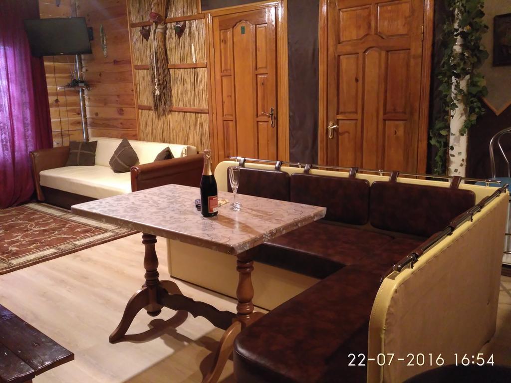 Kitech Guest House Odessa Exterior foto